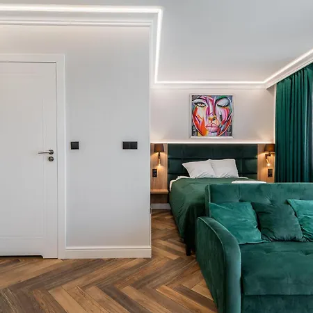 Rentplanet - Halo * Vratislav