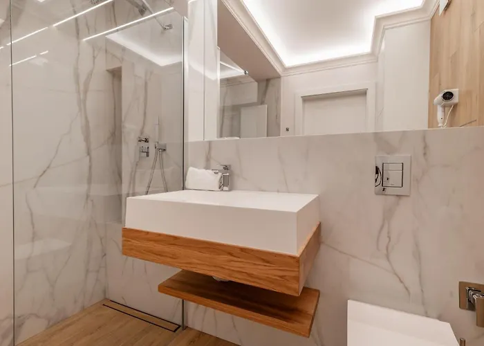 Rentplanet - Halo * Vratislav